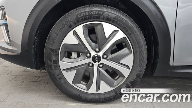 Kia Niro EV Noblesse - фото 4