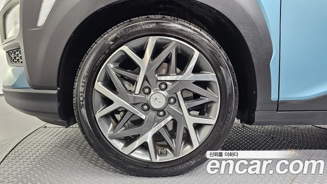 Hyundai Kona гибрид Premium Special - фото 4