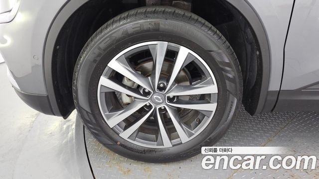 Renault Samsung QM6 Новый 2.0 LPe LE 2WD - фото 4