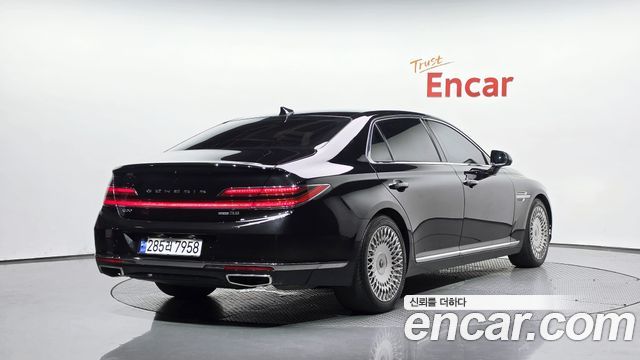 Genesis G90 3.8 AWD Premium Luxury - фото 1