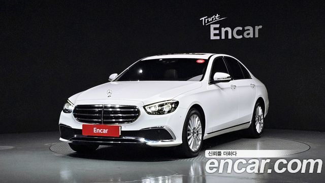 Mercedes-Benz E-Class W213 E250 Exclusive - фото 0