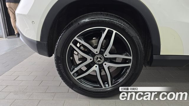 Mercedes-Benz GLA-Class X156 GLA220 Premium - фото 4