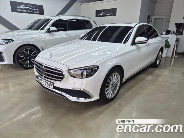 Mercedes-Benz E-Class W213 E250 Exclusive - фото 0