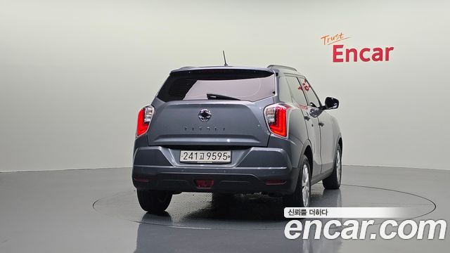 SsangYong Tivoli Gasoline 1.5 2WD V3 - фото 3