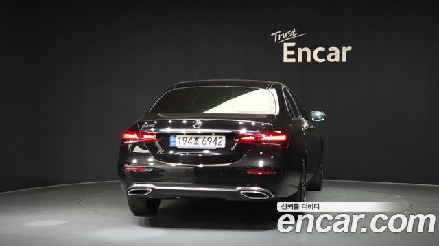 Mercedes-Benz E-Class W213 E250 Avantgarde - фото 3