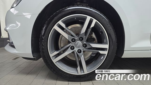 Audi A4 B9 40 TFSI Premium - фото 4