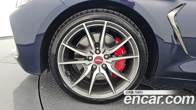 Genesis G70 2.0T AWD Sport Package - фото 4