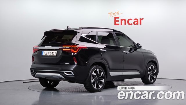 Kia Seltos Gasoline 1.6 Turbo 4WD Gravity - фото 1