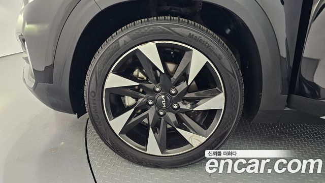 Kia Seltos Gasoline 1.6 Turbo 4WD Gravity - фото 4