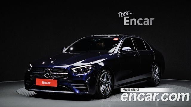 Mercedes-Benz E-Class W213 E250 AMG Line - фото 0