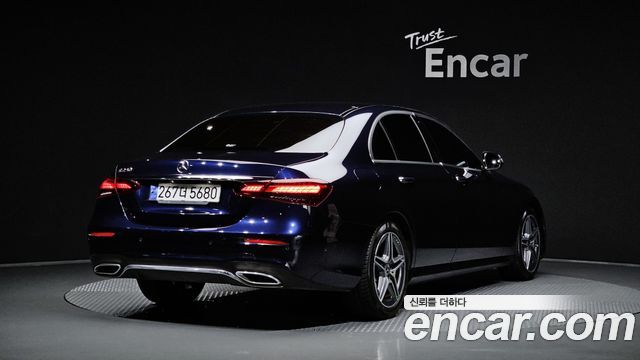 Mercedes-Benz E-Class W213 E250 AMG Line - фото 1