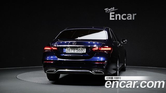 Mercedes-Benz E-Class W213 E250 AMG Line - фото 3