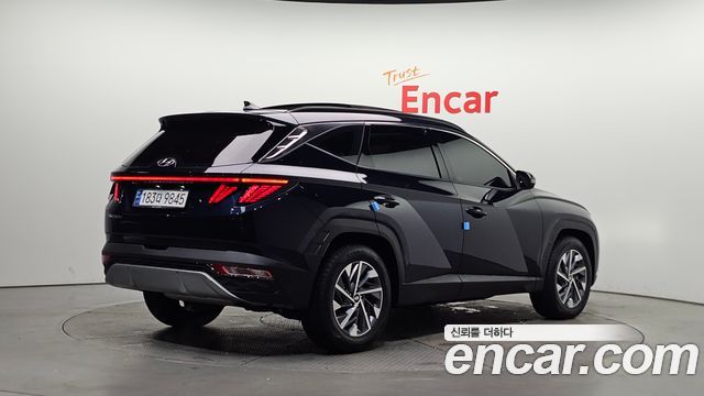 Hyundai Tucson NX4, гибрид Inspiration 2WD - фото 1