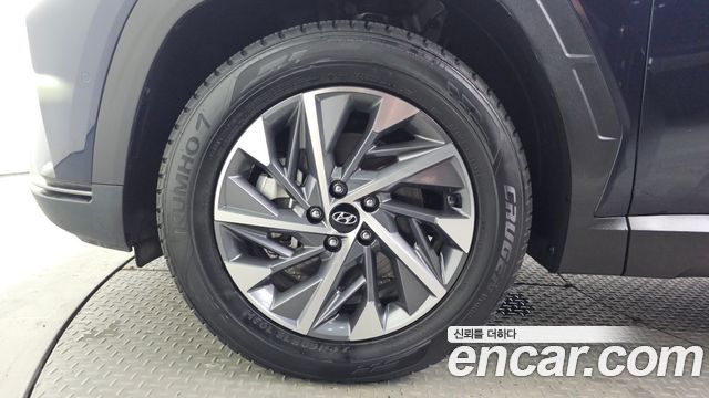 Hyundai Tucson NX4, гибрид Inspiration 2WD - фото 4