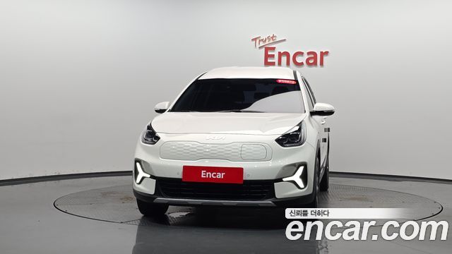 Kia Niro Air - фото 1