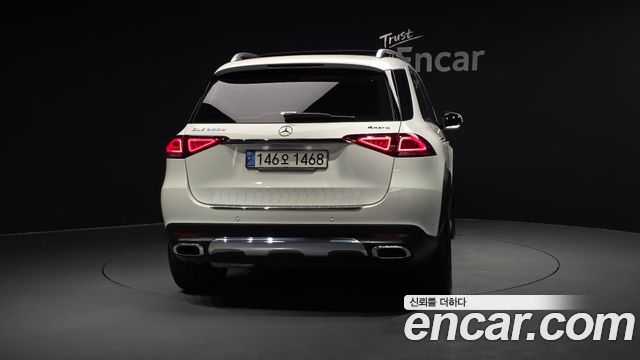 Mercedes-Benz GLE-Class W167 GLE300d 4MATIC - фото 3