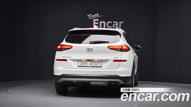 Hyundai Tucson Совершенно новый Diesel 2.0 2WD Modern - фото 3