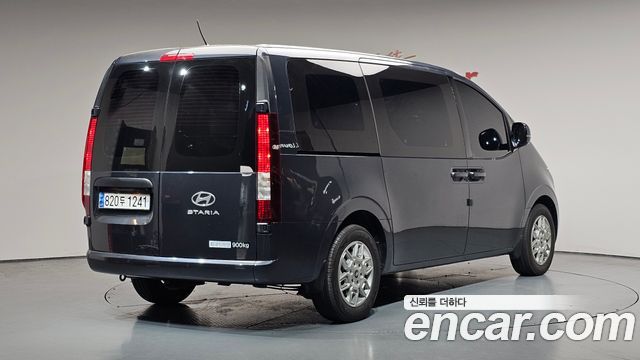 Hyundai Staria HEV 1.6 Cargo 3-Seater Modern - фото 1