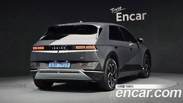 Hyundai Ioniq5 Long Range AWD Exclusive - фото 1