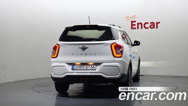 SsangYong Tivoli 1.5 A3 2WD - фото 3