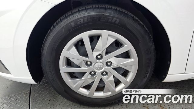 Hyundai Avante CN7 1.6 Smart - фото 4