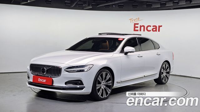 Volvo S90 B6 AWD Inscription - фото 0