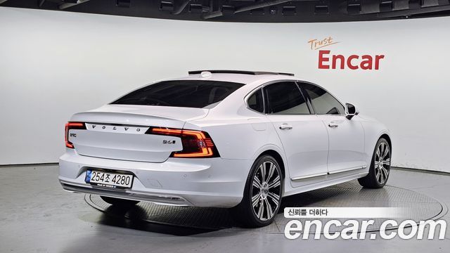 Volvo S90 B6 AWD Inscription - фото 1