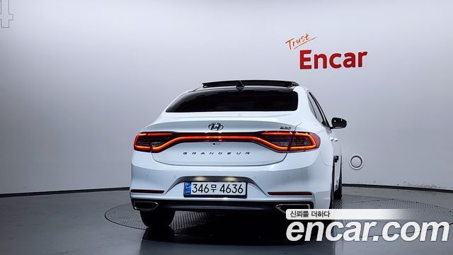 Hyundai Grandeur IG 2.2 Diesel Premium - фото 3