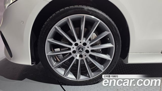 Mercedes-Benz E-Class W213 E220d Coupe - фото 4