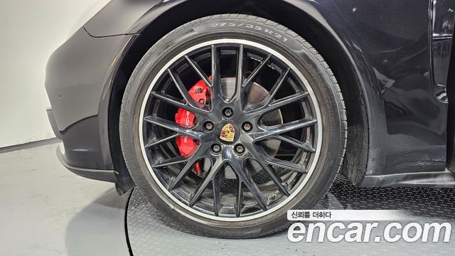 Porsche Panamera 3.0 AWD - фото 4