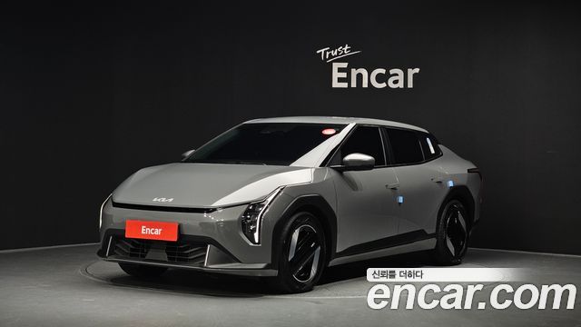 Kia EV4 Long Range 2WD Air - фото 0