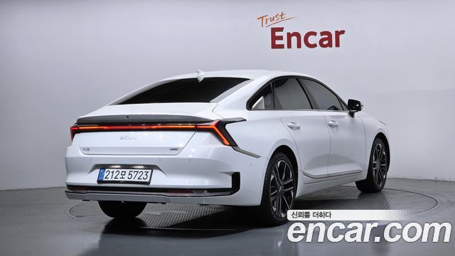 Kia K8 Новый, гибрид Signature - фото 1