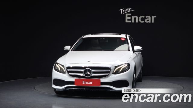 Mercedes-Benz E-Class W213 E300 Avantgarde - фото 2