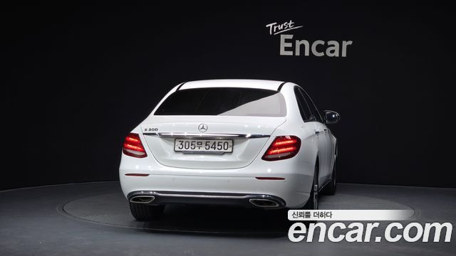 Mercedes-Benz E-Class W213 E300 Avantgarde - фото 3