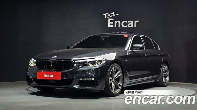 BMW 5-Series G30 520d M Sport Package Plus - фото 0