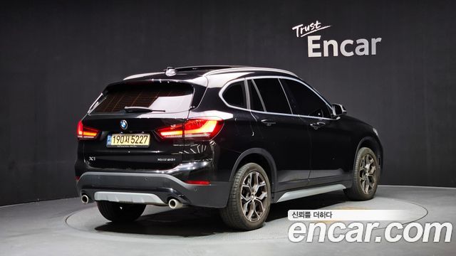 BMW X1 F48 xDrive 20i xLine - фото 1