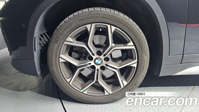 BMW X1 F48 xDrive 20i xLine - фото 4