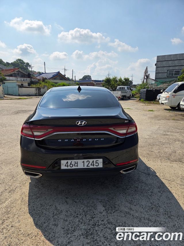 Hyundai Grandeur IG 3.0 Exclusive Special - фото 3