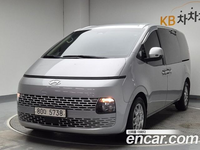 Hyundai Staria Cargo 3-Seater Modern - фото 0
