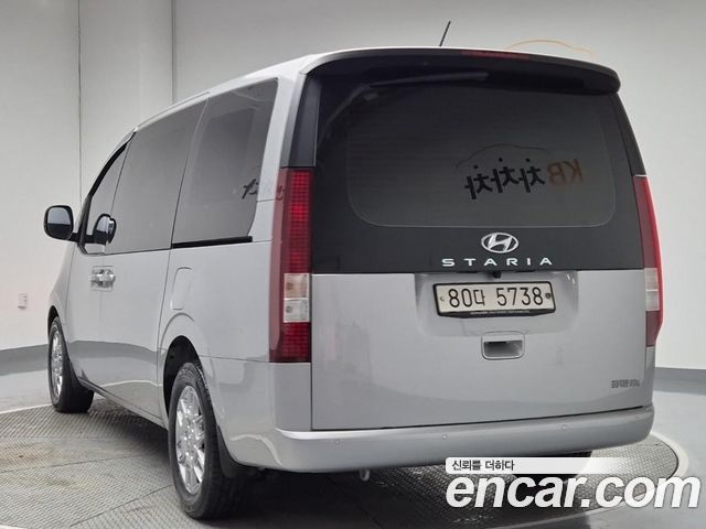 Hyundai Staria Cargo 3-Seater Modern - фото 1