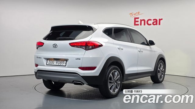 Hyundai Tucson Совершенно новый Diesel 1.7 2WD Modern - фото 1