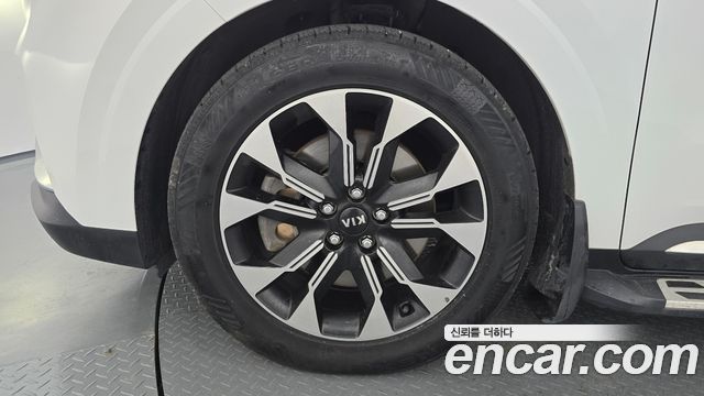 Kia Carnival 4-го поколения Gasoline 9-Seater Signature - фото 4