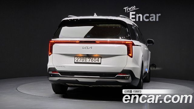 Kia Carnival Новый 4-го поколения 7-Seater Signature - фото 3
