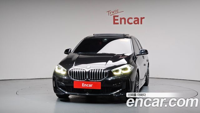 BMW 1-Series F40 120i M Sports - фото 1