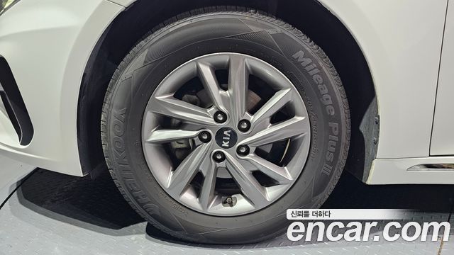 Kia K5 Новый 2-го поколения 2.0 LPI Rental Car Luxury - фото 4