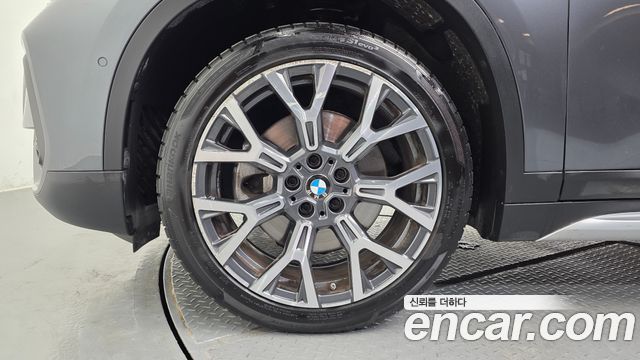 BMW X1 F48 xDrive 20i xLine - фото 4