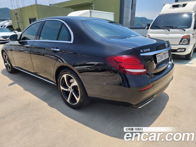 Mercedes-Benz E-Class W213 E250 Avantgarde - фото 3