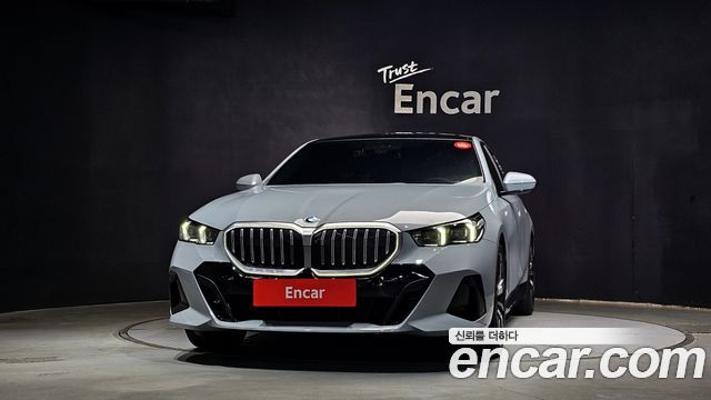 BMW 5-Series G60 530i xDrive M Sport - фото 2
