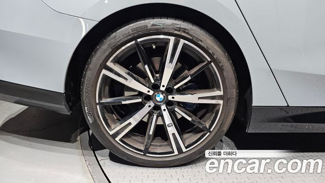BMW 5-Series G60 530i xDrive M Sport - фото 4