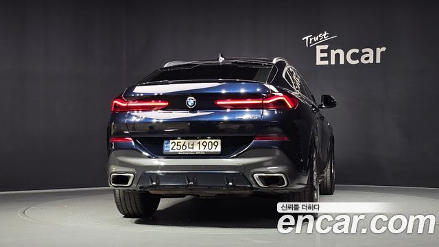 BMW X6 G06 xDrive40i M Sport - фото 3